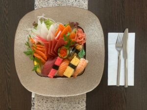 Sushi Sashimi Large